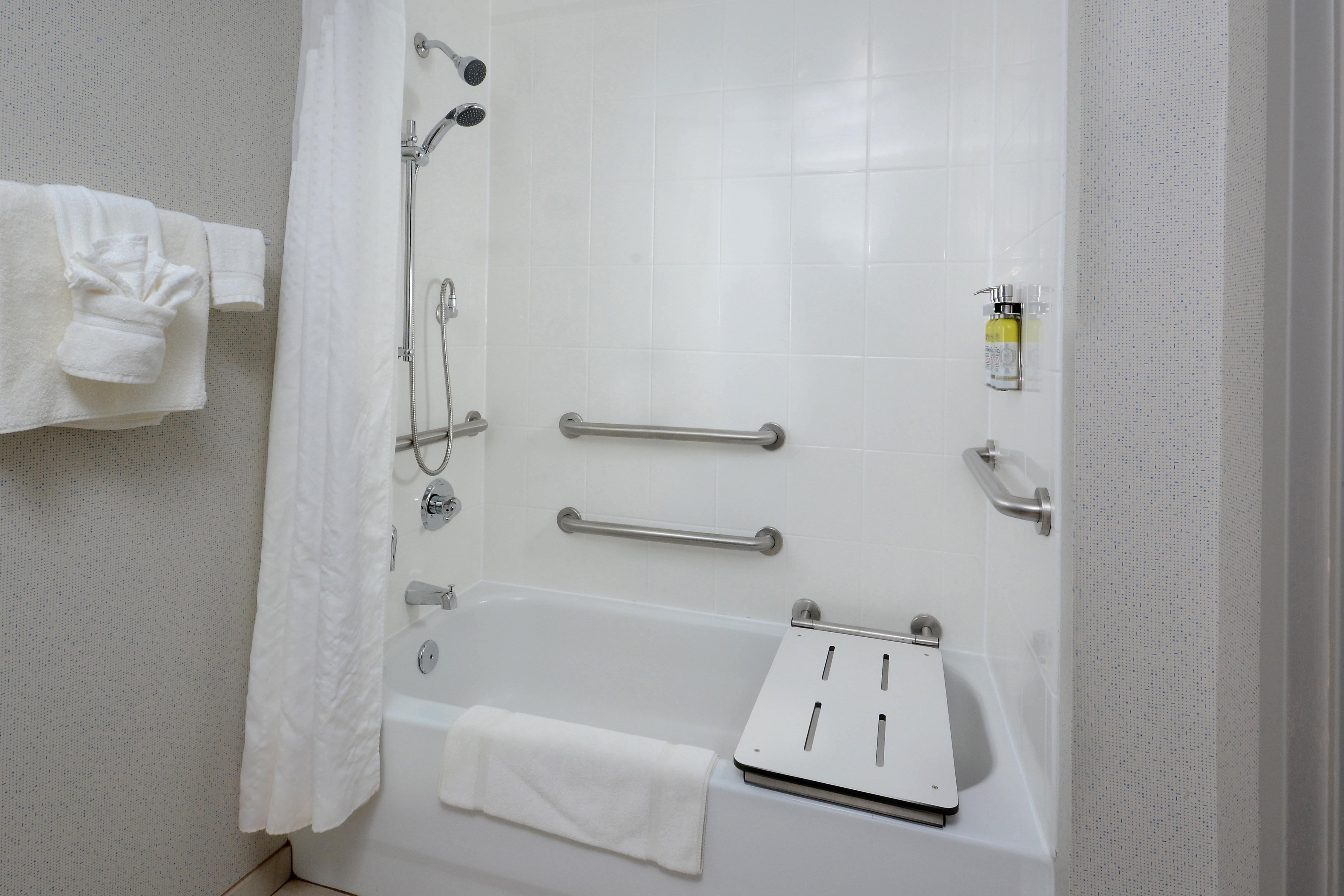 Holiday Inn Express Danville By Ihg Екстериор снимка