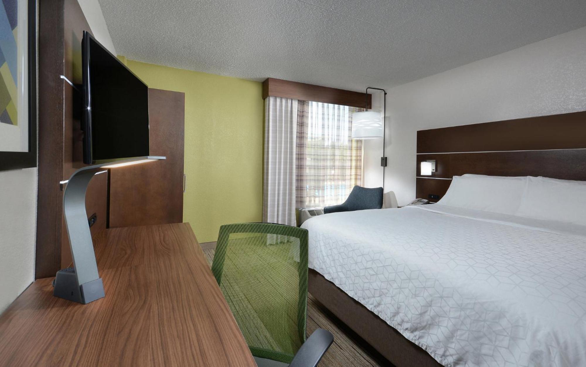 Holiday Inn Express Danville By Ihg Екстериор снимка